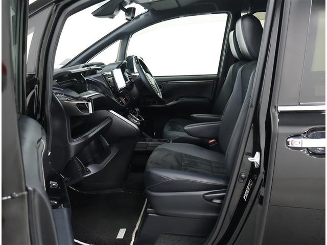 エスクァイア ハイブリッドＧｉプレミアムパッケジブラックテーラード　トヨタ認定中古車　自動（衝突被害軽減）ブレーキ　インテリジェントクリアランスソナ　パナソニック製地デジナビ　ＣＤ／ＤＶＤ再生機能　後席モニタ　ＬＥＤヘッドライト　ドライブレコーダ　禁煙車（19枚目）