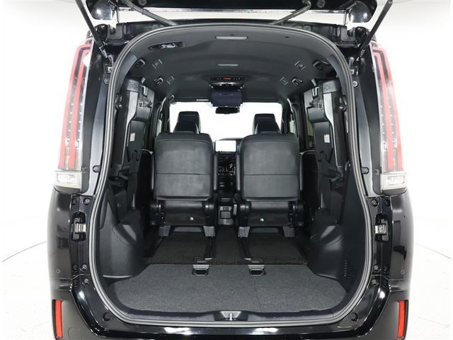 エスクァイア ハイブリッドＧｉプレミアムパッケジブラックテーラード　トヨタ認定中古車　自動（衝突被害軽減）ブレーキ　インテリジェントクリアランスソナ　パナソニック製地デジナビ　ＣＤ／ＤＶＤ再生機能　後席モニタ　ＬＥＤヘッドライト　ドライブレコーダ　禁煙車（25枚目）