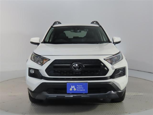 RAV4 アドベンチャー オフロードパッケージ 自動(衝突被害軽減)ブレーキ パノラマミックビューモニター ブラインドスポットモニター ドライブレコーダ コネクテッド地デジナビ シートヒータ シートエアコン ステアリングヒータ 禁煙車(5枚目)