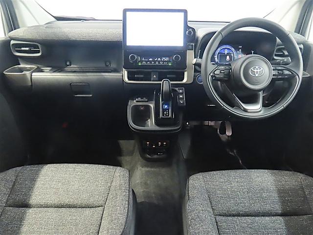 シエンタ ハイブリッドＺ　トヨタ認定中古車　自動（衝突被害軽減）ブレーキ　パノラマミックビューモニタ　ブラインドスポットモニタ　ドライブレコーダ　コネクテッド地デジナビ　電源コンセントＡＣ１００Ｖ　シートヒータ　禁煙車（3枚目）