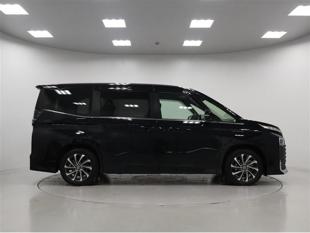 ヴォクシー ハイブリッドＳ－Ｚ　トヨタ認定中古車　自動（衝突被害軽減）ブレーキ　インテリジェントクリアランスソナー　コネクテッド地デジＤＡナビ　ＣＤ／ＤＶＤ再生機能　後席モニター　電源コンセントＡＣ１００Ｖ　シートヒータ　禁煙車（5枚目）