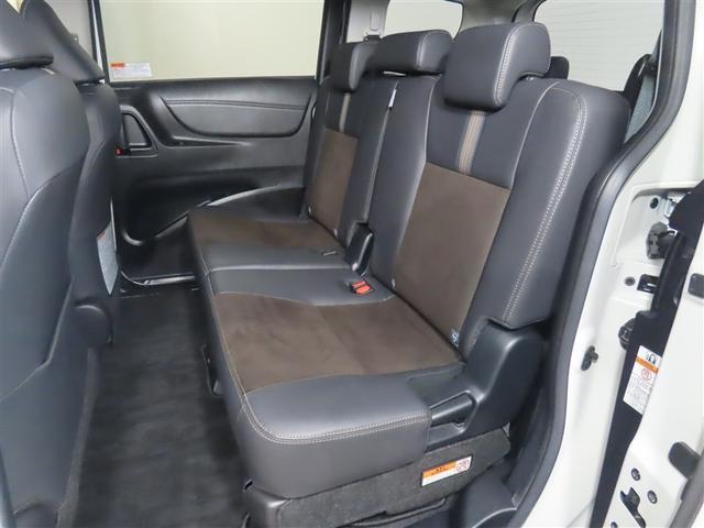 シエンタ ハイブリッドG クエロ トヨタ認定中古車 自動(衝突被害軽減)ブレーキ インテリジェントクリアランスソナー パノラマミックビューモニター ドライブレコーダ 純正地デジナビ CD/DVD再生機能 両側電動スライドドア 禁煙車(11枚目)