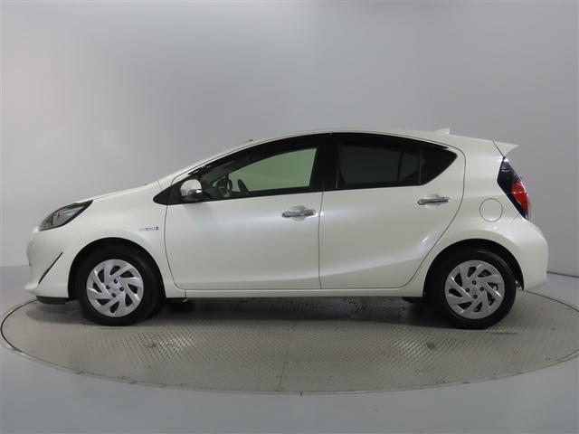 アクア Sスタイルブラック トヨタ認定中古車 自動(衝突被害軽減)ブレーキ インテリジェントクリアランスソナー 先進ライト ドライブレコーダ 純正地デジナビ CD/DVD再生機能 シートヒータ ナノイーエアコン ETC 禁煙車(4枚目)