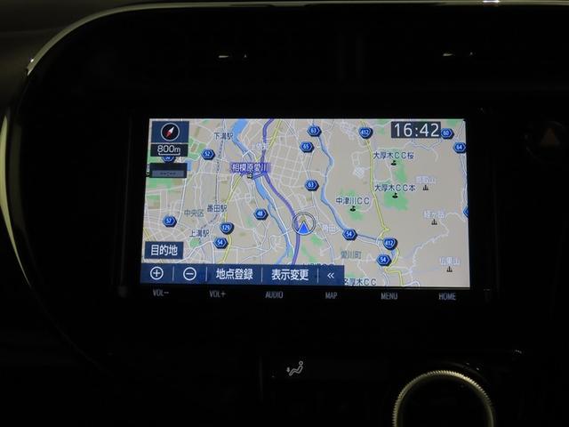 アクア Sスタイルブラック トヨタ認定中古車 自動(衝突被害軽減)ブレーキ インテリジェントクリアランスソナー 先進ライト ドライブレコーダ 純正地デジナビ CD/DVD再生機能 シートヒータ ナノイーエアコン ETC 禁煙車(6枚目)