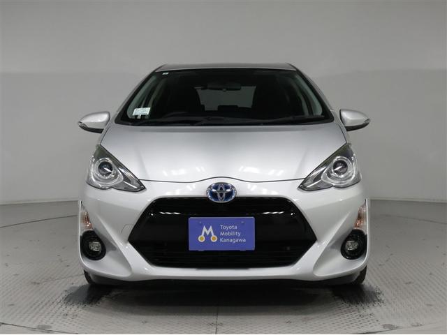 アクア Ｓ　ＬＥＤヘッドライト　ＬＥＤフォグランプ　純正ワンセグナビ　ＣＤ再生機能　バックガイドモニター　キーレスエントリー　純正アルミホイール　禁煙車（6枚目）