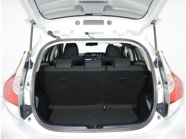 アクア Ｓ　ＬＥＤヘッドライト　ＬＥＤフォグランプ　純正ワンセグナビ　ＣＤ再生機能　バックガイドモニター　キーレスエントリー　純正アルミホイール　禁煙車（16枚目）