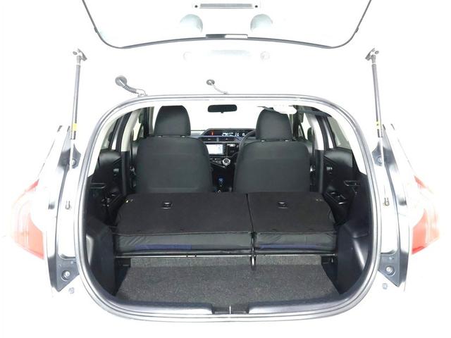 アクア Ｓ　ＬＥＤヘッドライト　ＬＥＤフォグランプ　純正ワンセグナビ　ＣＤ再生機能　バックガイドモニター　キーレスエントリー　純正アルミホイール　禁煙車（18枚目）