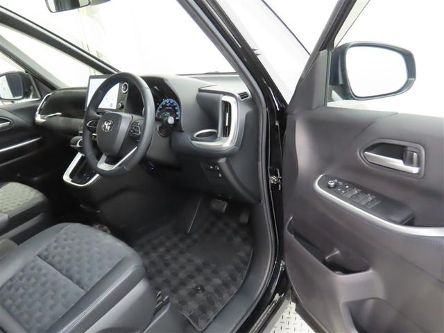 ヴォクシー Ｓ－Ｚ　自動（衝突被害軽減）ブレーキ　インテリジェントクリアランスソナー　コネクテッド地デジナビ　ＣＤ／ＤＶＤ再生機能　１４インチ後席モニター　両側電動スライドドア　シートヒータ　後席エアコン　禁煙車（9枚目）