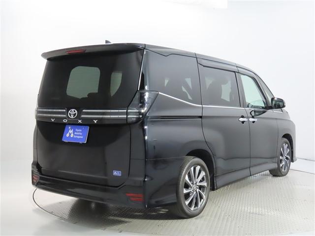 ヴォクシー Ｓ－Ｚ　自動（衝突被害軽減）ブレーキ　インテリジェントクリアランスソナー　コネクテッド地デジナビ　ＣＤ／ＤＶＤ再生機能　１４インチ後席モニター　両側電動スライドドア　シートヒータ　後席エアコン　禁煙車（15枚目）