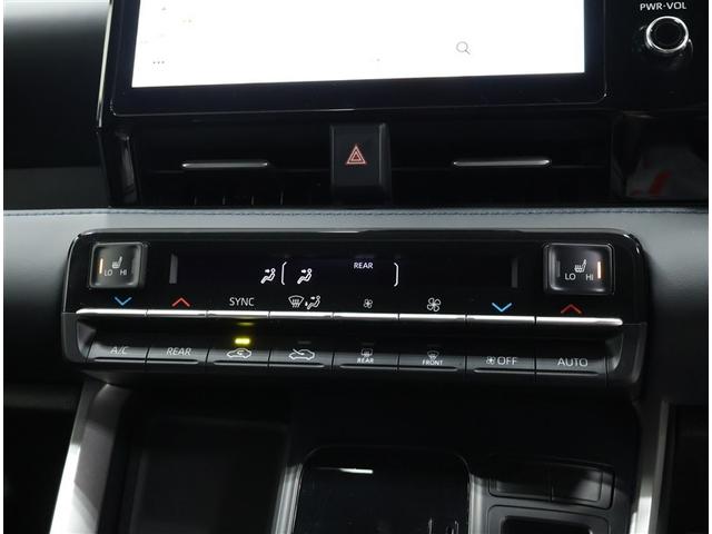 ヴォクシー ハイブリッドＳ－Ｚ　自動（衝突被害軽減）ブレーキ　インテリジェントクリアランスソナ　ブラインドスポットモニタ　ドライブレコーダ　コネクテッド地デジナビ　ＣＤ／ＤＶＤ再生機能　後席モニタ　電源コンセントＡＣ１００Ｖ　禁煙車（17枚目）