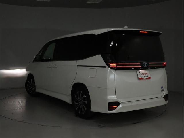 ヴォクシー ハイブリッドＳ－Ｚ　自動（衝突被害軽減）ブレーキ　インテリジェントクリアランスソナ　ブラインドスポットモニタ　ドライブレコーダ　コネクテッド地デジナビ　ＣＤ／ＤＶＤ再生機能　後席モニタ　電源コンセントＡＣ１００Ｖ　禁煙車（29枚目）