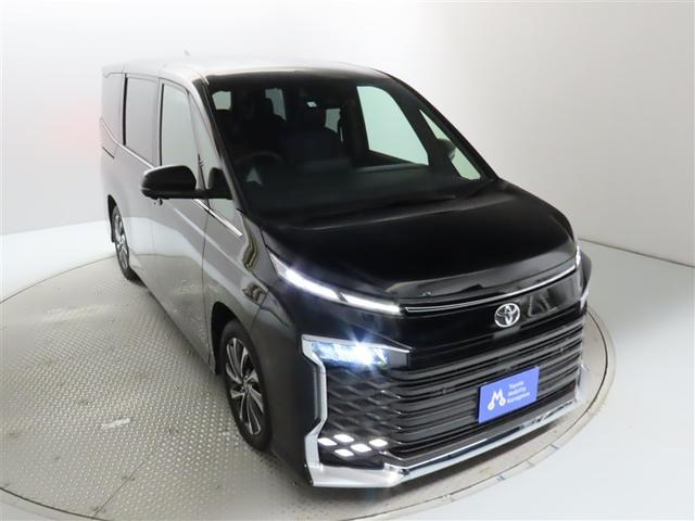 ヴォクシー Ｓ－Ｚ　自動（衝突被害軽減）ブレーキ　インテリジェントクリアランスソナ　パノラマミックビューモニター　ドライブレコーダ　デジタルインナーミラー　コネクテッド地デジナビ　ＣＤ／ＤＶＤ再生機能　パワーバックドア（9枚目）