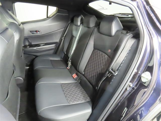 C-HR G モード ネロ セーフティプラスII トヨタ認定中古車 自動(衝突被害軽減)ブレーキ インテリジェントクリアランスソナー ブラインドスポットモニター パノラマミックビューモニター ドライブレコーダ コネクテッドナビ シートヒータ 禁煙車(11枚目)