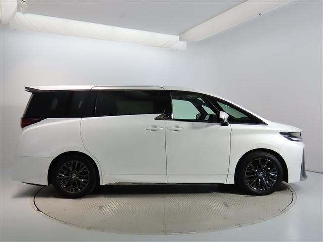 ヴェルファイアハイブリッド Ｚ　プレミア　トヨタ認定中古車　自動（衝突被害軽減）ブレーキ　ブラインドスポットモニタ　パノラマミックビューモニタ　ドライブレコーダ　コネクテッド地デジナビ　電源コンセントＡＣ１００Ｖ　シートヒータ　シートエアコン（4枚目）