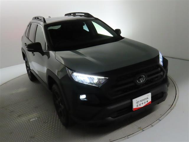 ＲＡＶ４ アドベンチャー　オフロードパッケージＩＩ　トヨタ認定中古車　自動（衝突被害軽減）ブレーキ　ブラインドスポットモニター　パノラマミックビューモニター　ドライブレコーダ　コネクテッド地デジナビ　電源コンセントＡＣ１００Ｖ　シートエアコン　禁煙車（9枚目）