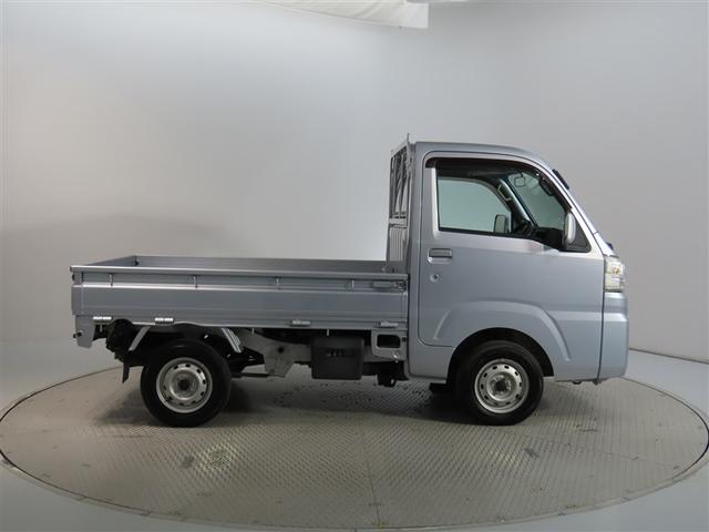 ハイゼットトラック スタンダード　５ＭＴマニュアルトランスミッション　マニュアルエアコン　パワーステアリング　ＡＭ／ＦＭラジオＣＤ再生機能　ＥＴＣ　点検記録簿　ワンオーナー　禁煙車（4枚目）