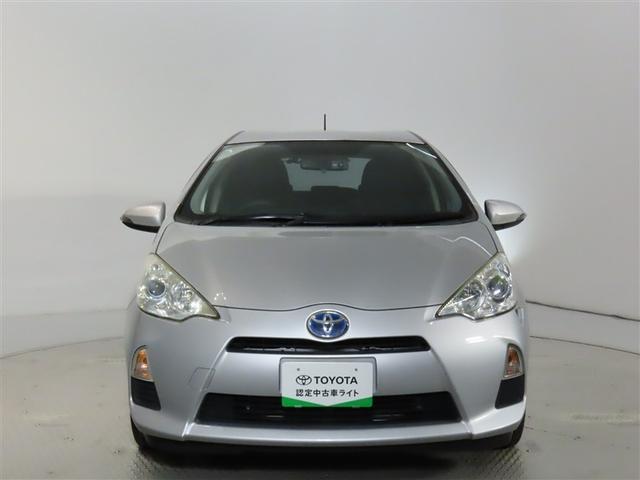 アクア S トヨタ認定中古車ライト 純正ワンセグナビ CD再生機能 ナノイーエアコン シートヒータ オートフェンダーポール スマートエントリーキー 禁煙車 ワンオーナー(5枚目)