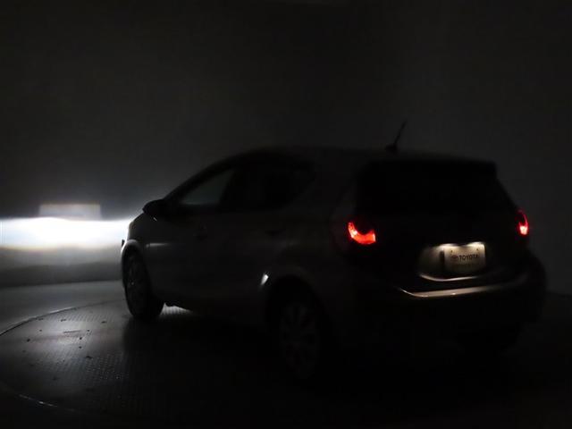 アクア S トヨタ認定中古車ライト 純正ワンセグナビ CD再生機能 ナノイーエアコン シートヒータ オートフェンダーポール スマートエントリーキー 禁煙車 ワンオーナー(26枚目)