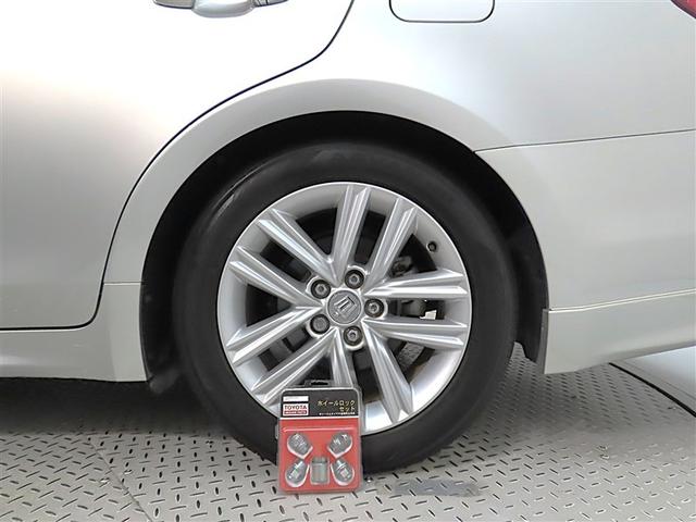 クラウンハイブリッド アスリートＧ　トヨタ認定中古車ライト　自動（衝突被害軽減）ブレーキ（対車両）　インテリジェントクリアランスソナー　ＨＩＤヘッドライト　ドライブレコーダ　純正ＨＤＤ地デジナビ　ＣＤ／ＤＶＤ再生機能　本革シート　禁煙車（19枚目）