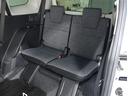 サードシートは便利な5:5分割可倒式シートです。収納と乗車人数のバランスに優れています♪荷物の大きさに応じたラゲージスペースをフレキシブルに作り出せるので、シーンに応じた使い方ができます♪