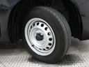 トヨタ純正15インチ、スチールホイール装備です。