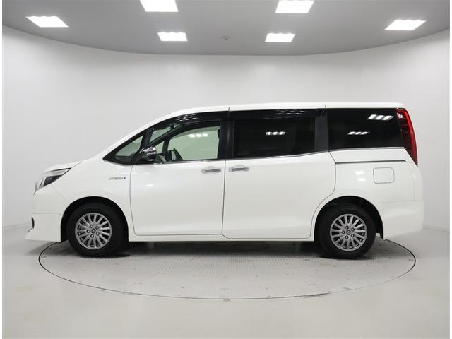 エスクァイア ハイブリッドGi ブラックテーラード(4枚目)