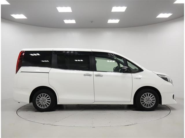 エスクァイア ハイブリッドGi ブラックテーラード(5枚目)