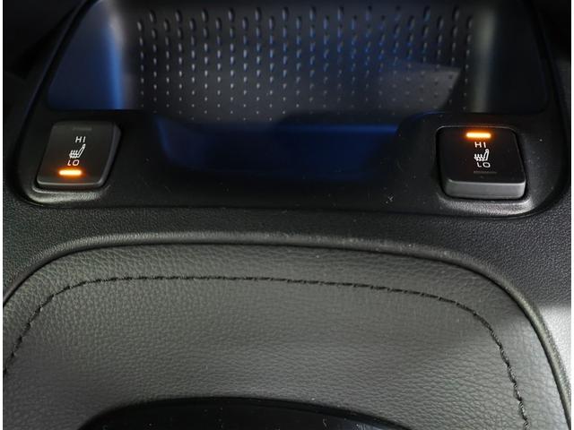 カローラスポーツ ハイブリッドＧ　スタイル　５０ミリオンエディション（16枚目）