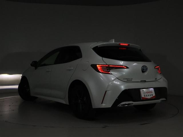 カローラスポーツ ハイブリッドＧ　スタイル　５０ミリオンエディション（27枚目）