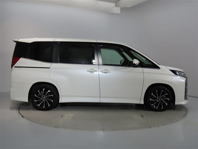 ノア Ｓ－Ｚ　１０．５コネクテッドナビＰＬＵＳ・純正１４インチ後席モニター・快適利便パッケージ・シートヒーター・ステアリングヒーター・前後ドライブレコーダー・ＥＴＣ２．０（24枚目）