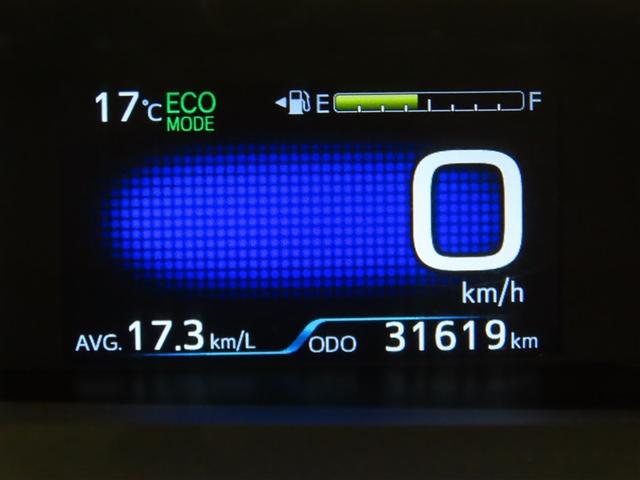 プリウス ＳセーフティプラスＩＩ　トヨタ認定中古車・純正ＤＡナビ・パノラミックビューモニター・スマートキー・ＡＣ１００Ｖ１５００Ｗ電源・前後ドライブレコーダー（12枚目）