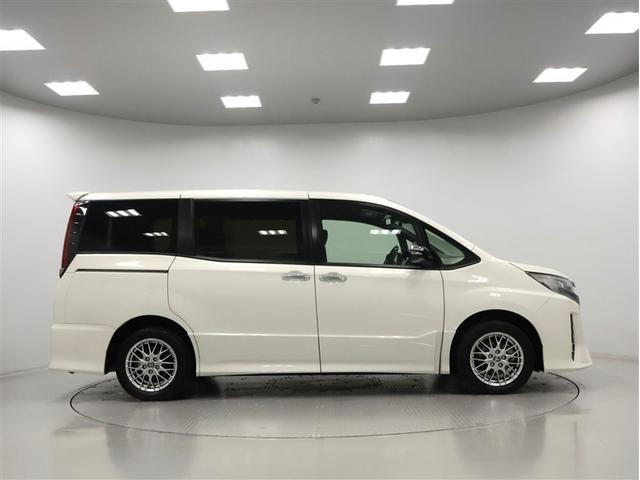 ノア ハイブリッドＳｉ　ダブルバイビーＩＩＩ　認定中古車・純正１０インチナビ・ＥＴＣ・ＬＥＤヘッドライト・ワンオーナー・純正１２インチ後席モニター・シートヒーター・前後ドライブレコーダー（5枚目）