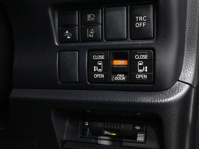 ノア ハイブリッドＳｉ　ダブルバイビーＩＩＩ　認定中古車・純正１０インチナビ・ＥＴＣ・ＬＥＤヘッドライト・ワンオーナー・純正１２インチ後席モニター・シートヒーター・前後ドライブレコーダー（16枚目）