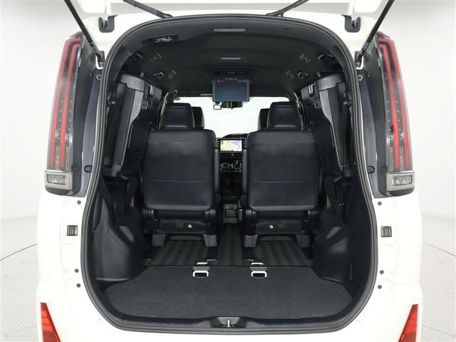 ノア ハイブリッドＳｉ　ダブルバイビーＩＩＩ　認定中古車・純正１０インチナビ・ＥＴＣ・ＬＥＤヘッドライト・ワンオーナー・純正１２インチ後席モニター・シートヒーター・前後ドライブレコーダー（23枚目）