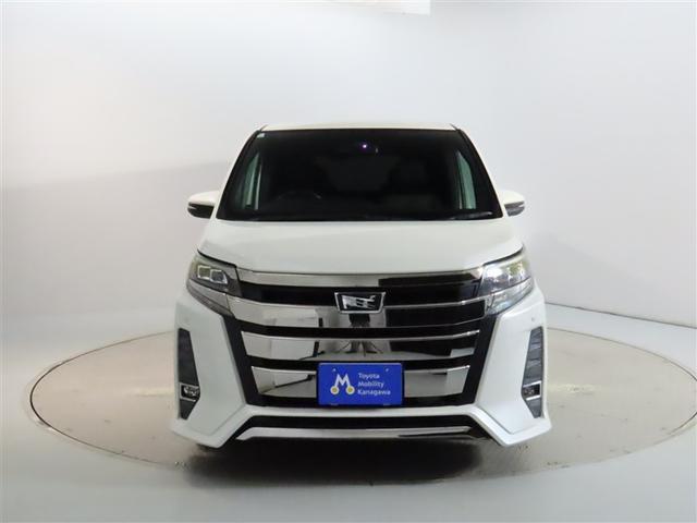 ノア Si 純正9型ナビ・バックモニター・両側パワースライドドア(5枚目)