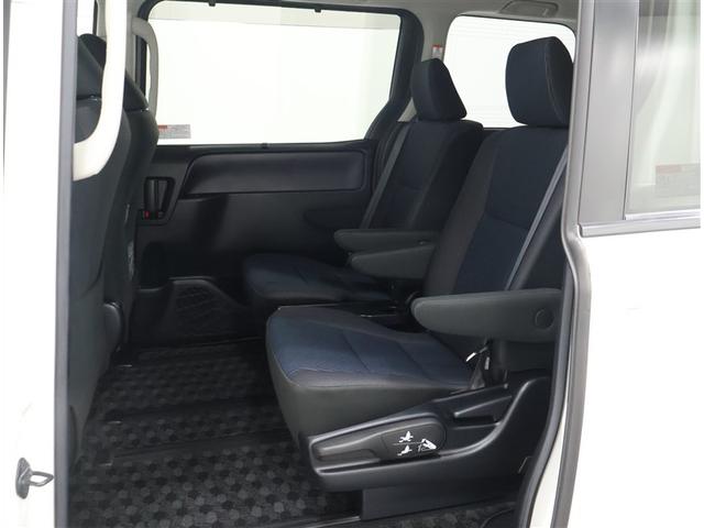 ヴォクシー ハイブリッドＸ　純正９インチナビ・ＥＴＣ・ＬＥＤヘッドライト・ドライブレコーダー・左側電動スライドドア（18枚目）