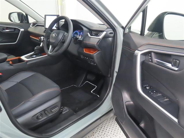 ＲＡＶ４ ハイブリッドアドベンチャー　トヨタ認定中古車・禁煙車・当社試乗車・自動（軽減）ブレーキ・純正メモリーナビゲーション・フルセグ・バックガイドモニター・スマートキー・ＬＥＤヘッドライト・ＥＴＣ・サンルーフ・ドライブレコーダー・アルミ（10枚目）