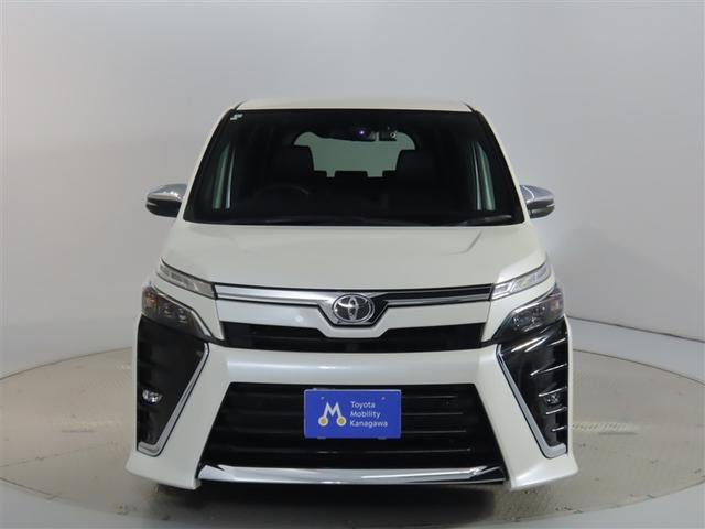 ヴォクシー ZS 煌III 禁煙車・ワンオーナー・自動(軽減)ブレーキ・純正メモリーナビゲーション・フルセグ・後席モニター・バックガイドモニター・スマートキー・LEDヘッドライト・ETC・両側パワースライドドア・ドラレコ(5枚目)