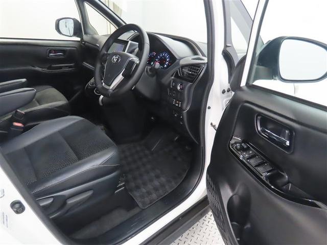 ヴォクシー ZS 煌III 禁煙車・ワンオーナー・自動(軽減)ブレーキ・純正メモリーナビゲーション・フルセグ・後席モニター・バックガイドモニター・スマートキー・LEDヘッドライト・ETC・両側パワースライドドア・ドラレコ(9枚目)