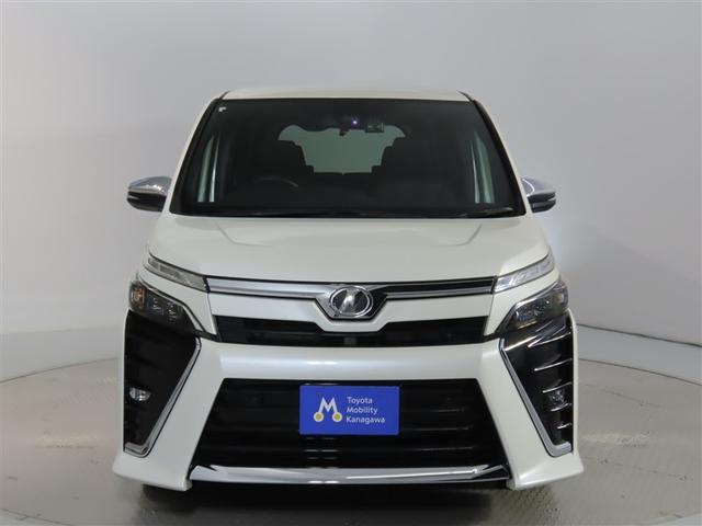 ヴォクシー ＺＳ　煌ＩＩ　禁煙車・ワンオーナー・自動（軽減）ブレーキ・純正メモリーナビゲーション・フルセグ・バックガイドモニター・スマートキー・ＬＥＤヘッドライト・ＥＴＣ・両側パワースライドドア・クルーズコントロール・ドラレコ（5枚目）