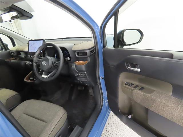 シエンタ Ｚ　禁煙車・ワンオーナー・自動（軽減）ブレーキ・純正メモリーナビゲーション・フルセグ・バックガイドモニター・スマートキー・ＬＥＤヘッドライト・ＥＴＣ・両側パワースライドドア・ドライブレコーダー・アルミ（8枚目）