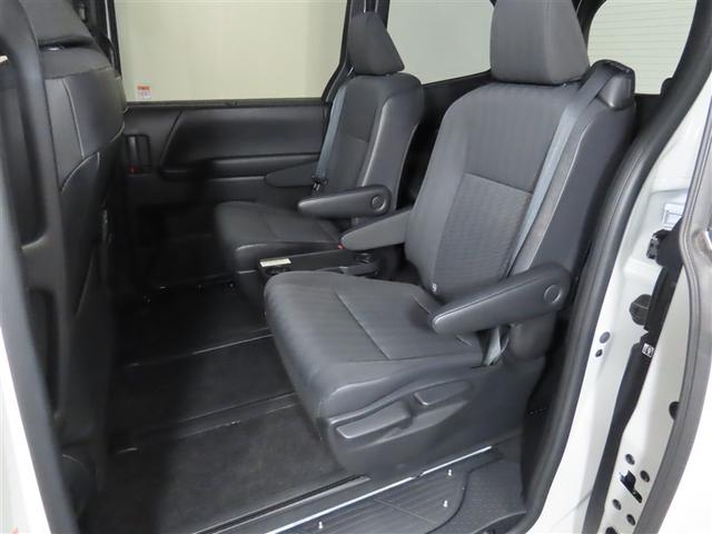 ノア Ｓ－Ｇ　禁煙車・ワンオーナー・自動（軽減）ブレーキ・純正メモリーナビゲーション・フルセグ・バックガイドモニター・後席モニター・両側パワースライドドア・スマートキー・ＬＥＤヘッドライト・ＥＴＣ・アルミホイール（12枚目）