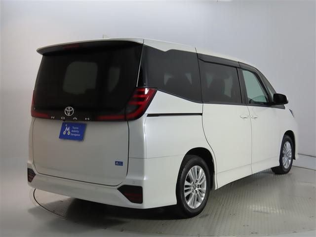 ノア Ｓ－Ｇ　禁煙車・ワンオーナー・自動（軽減）ブレーキ・純正メモリーナビゲーション・フルセグ・バックガイドモニター・後席モニター・両側パワースライドドア・スマートキー・ＬＥＤヘッドライト・ＥＴＣ・アルミホイール（15枚目）