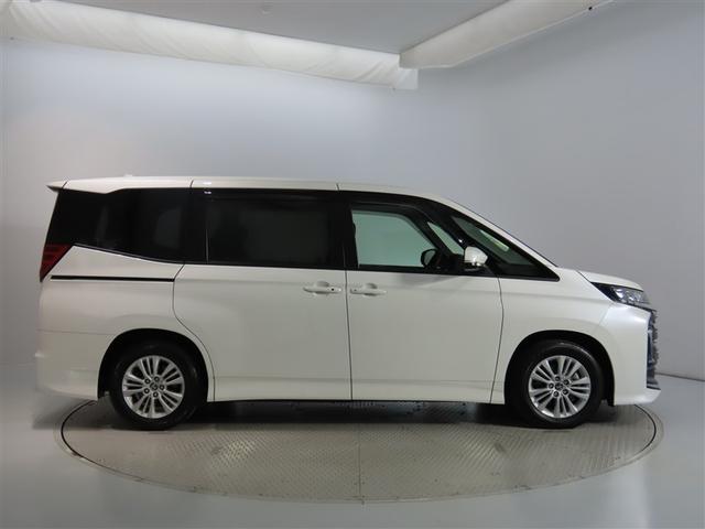 ノア Ｓ－Ｇ　禁煙車・ワンオーナー・自動（軽減）ブレーキ・純正メモリーナビゲーション・フルセグ・バックガイドモニター・後席モニター・両側パワースライドドア・スマートキー・ＬＥＤヘッドライト・ＥＴＣ・アルミホイール（23枚目）