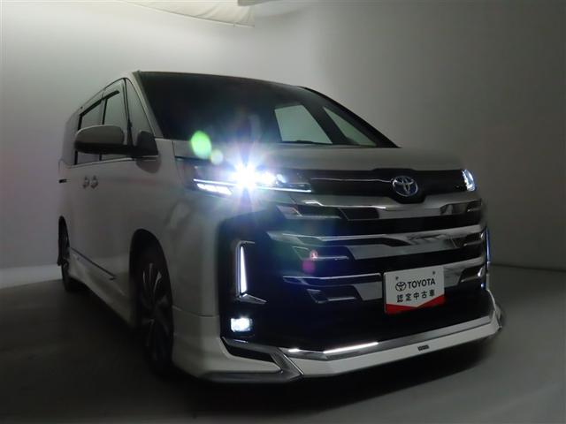 ノア ハイブリッドS-Z トヨタ認定中古車・禁煙車・ワンオーナー・自動(軽減)ブレーキ・純正メモリーナビゲーション・フルセグ・後席モニター・バックガイドモニター・両側パワースライドドア・スマートキー・LEDヘッドライト・ETC(18枚目)