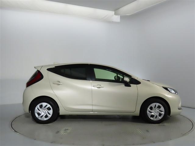 アクア Ｇ　トヨタ認定中古車・禁煙車・ワンオーナー・自動（軽減）ブレーキ・純正メモリーナビゲーション・フルセグ・バックガイドモニター・スマートキー・ＬＥＤヘッドライト・ＥＴＣ・クルーズコントロール・ドラレコ（4枚目）