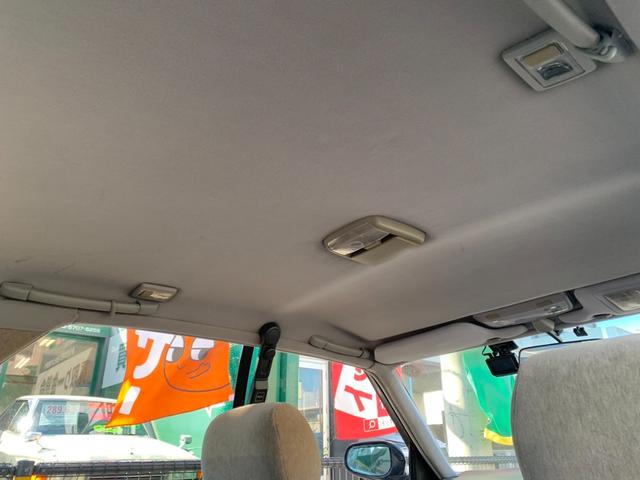 グロリア・シーマ タイプＩＩリミテッド　ＪＩＣ車高調付き公認済み　ＪＡＳＴ．ＯＮワンオフマフラー音量調整バルブ付き　純正オプションリップ／リアスポイラー／リアアンダー　タイベル／ウォーターポンプ交換済み　ドラレコ／ＥＴＣ　クーラー修理済み（37枚目）