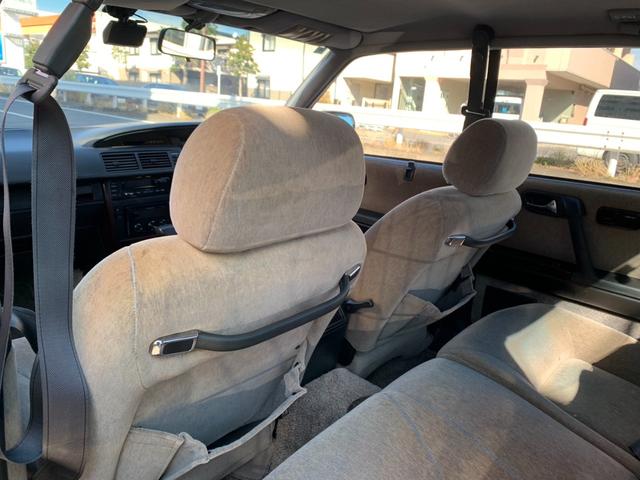 グロリア・シーマ タイプＩＩリミテッド　ＪＩＣ車高調付き公認済み　ＪＡＳＴ．ＯＮワンオフマフラー音量調整バルブ付き　純正オプションリップ／リアスポイラー／リアアンダー　タイベル／ウォーターポンプ交換済み　ドラレコ／ＥＴＣ　クーラー修理済み（39枚目）