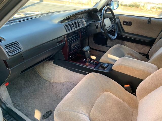 グロリア・シーマ タイプＩＩリミテッド　ＪＩＣ車高調付き公認済み　ＪＡＳＴ．ＯＮワンオフマフラー音量調整バルブ付き　純正オプションリップ／リアスポイラー／リアアンダー　タイベル／ウォーターポンプ交換済み　ドラレコ／ＥＴＣ　クーラー修理済み（40枚目）