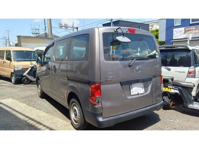 ＮＶ２００バネットバン ＤＸ　ナビ　走ＴＶ　キーレス（4枚目）